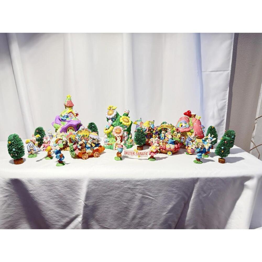 Vintage 1996 Cottontail Easter Parade light up Figurine Set In Box Excellent